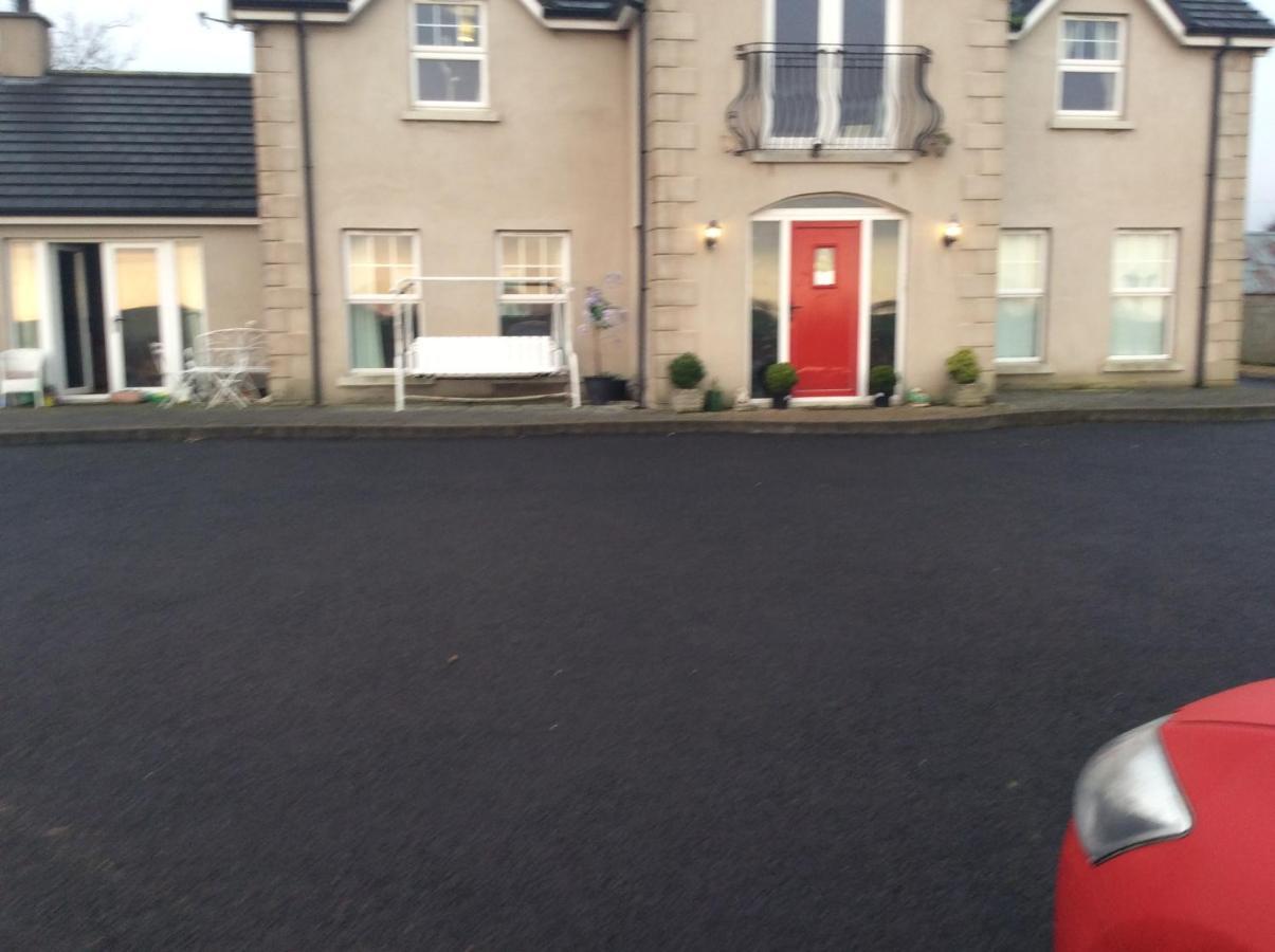Country House And Spa Coleraine Exteriér fotografie