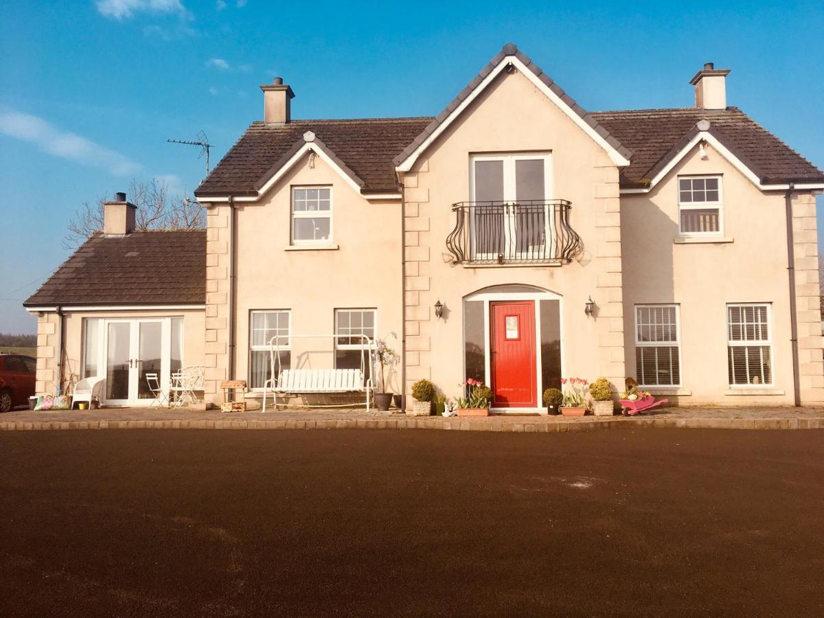 Country House And Spa Coleraine Exteriér fotografie
